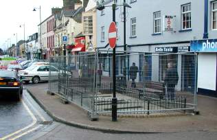 An urban cage